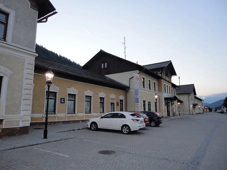 Empfangsgebäude St. Michael in der Obersteiermark