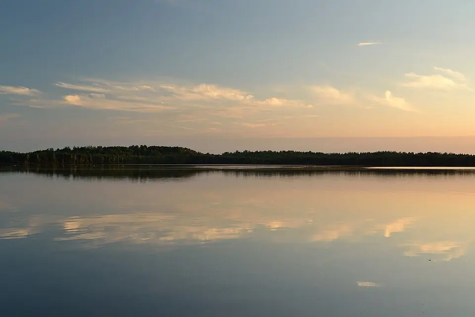 Uljaste järv