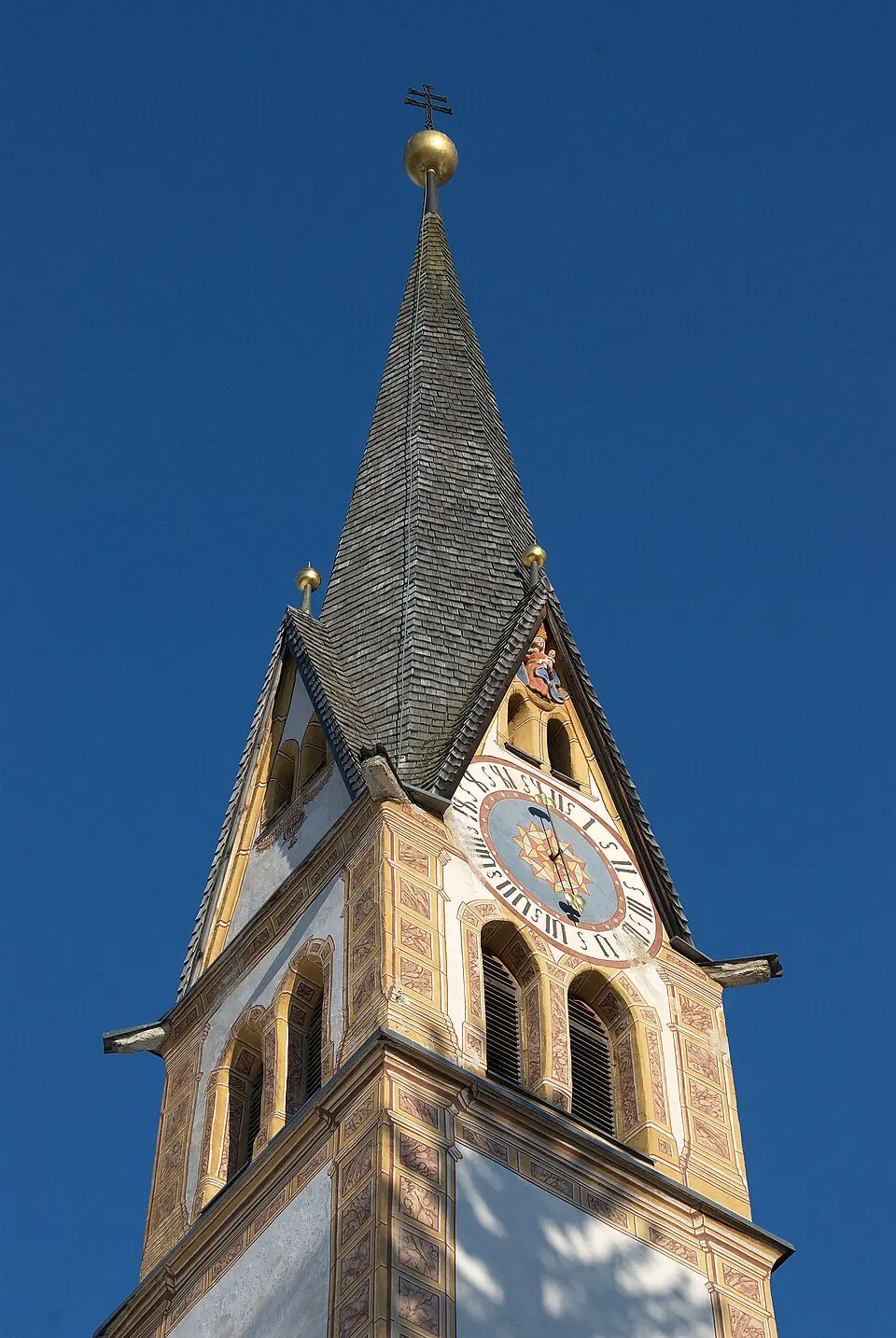 Slika: Guentherhaas (talk) · CC BY 3.0 Kath. Filialkirche hl. Ulrich und ehem. Friedhofsfläche