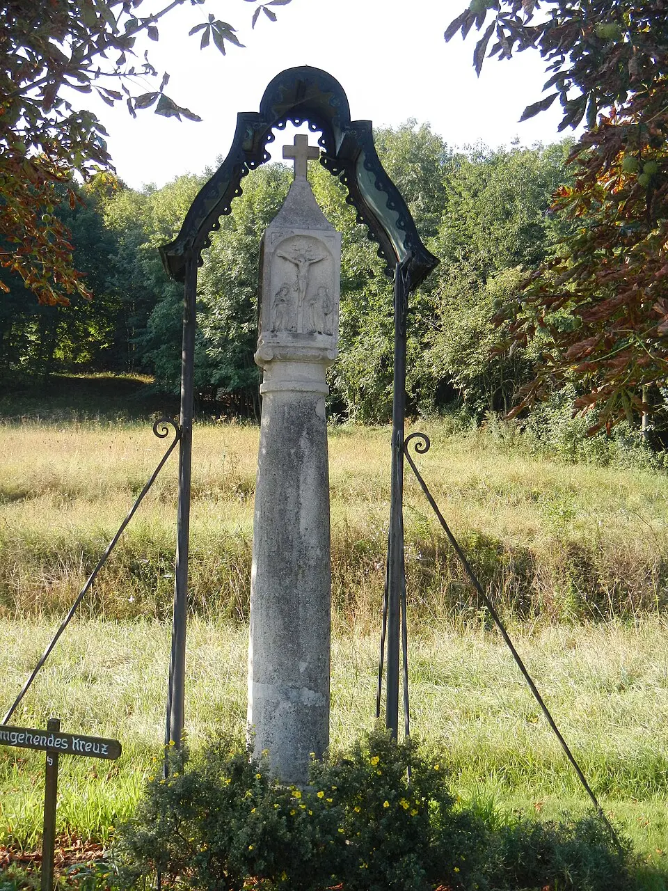 Image: Schurdl · CC BY-SA 3.0 AT Umgehendes Kreuz Eggendorf, Paudorf