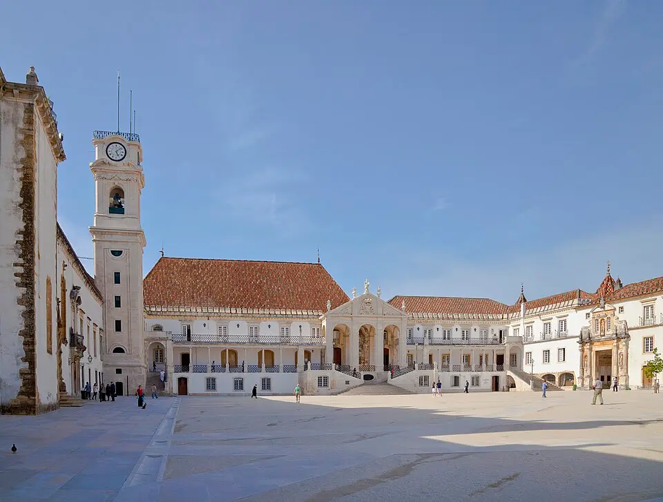 Paço das Escolas
