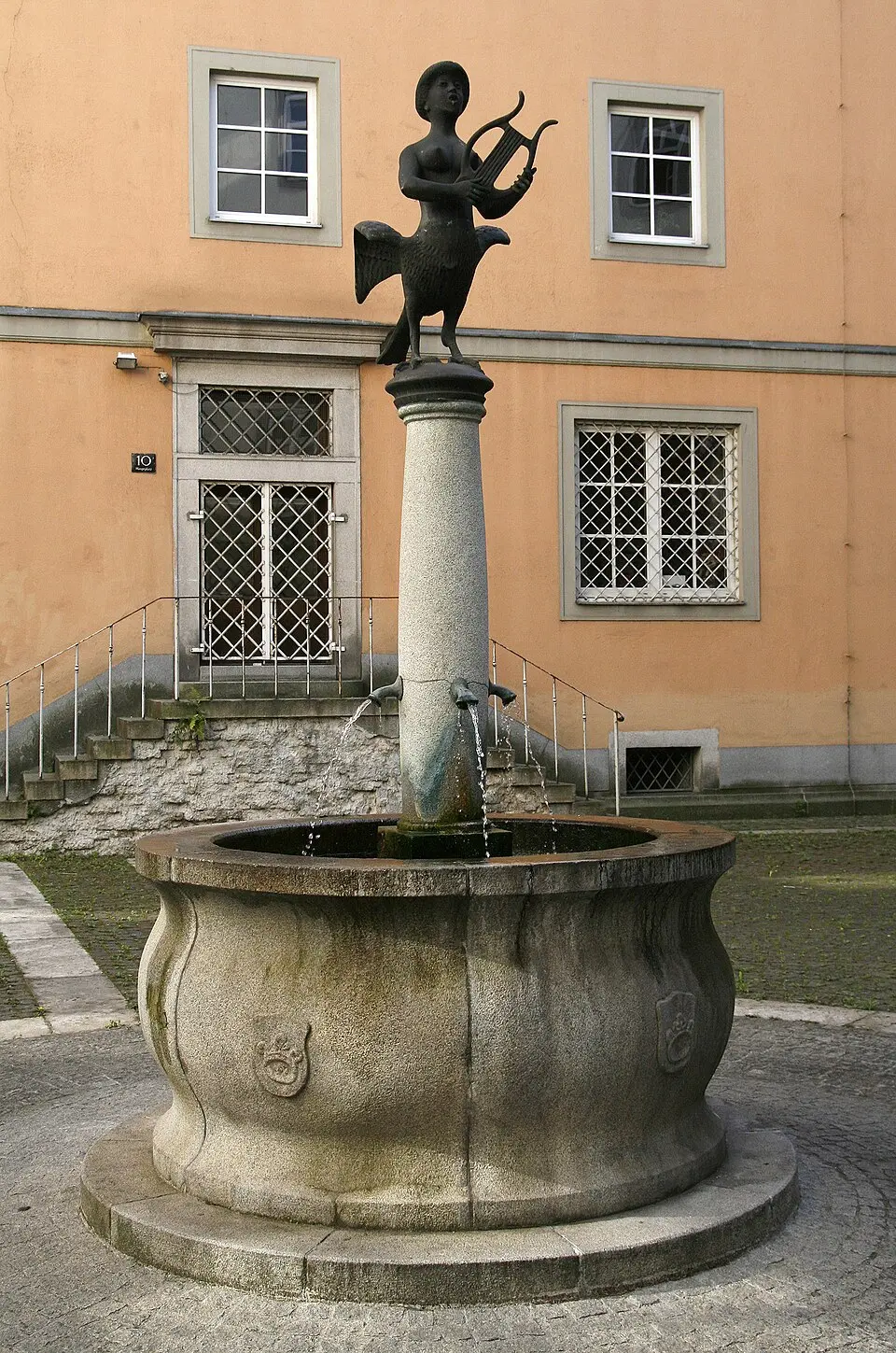 Sirenenbrunnen