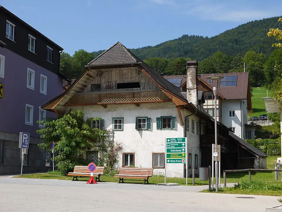 Wohnhaus und Stadel, Lederermayer