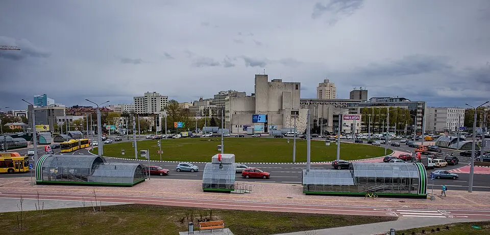 Плошча Багушэвіча