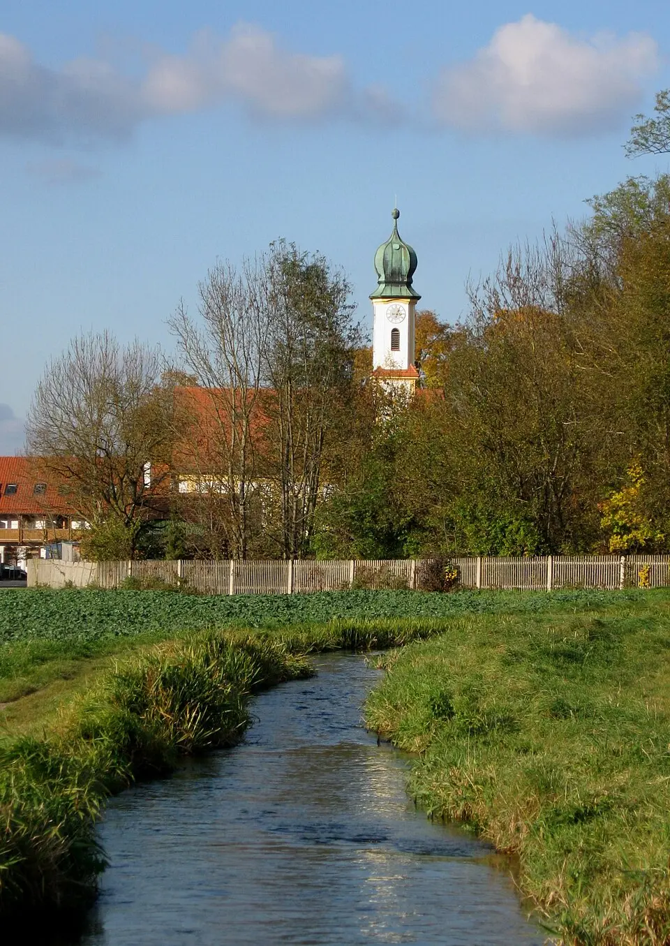 Obrázek: Rufus46 · CC BY-SA 3.0 Neubiberg