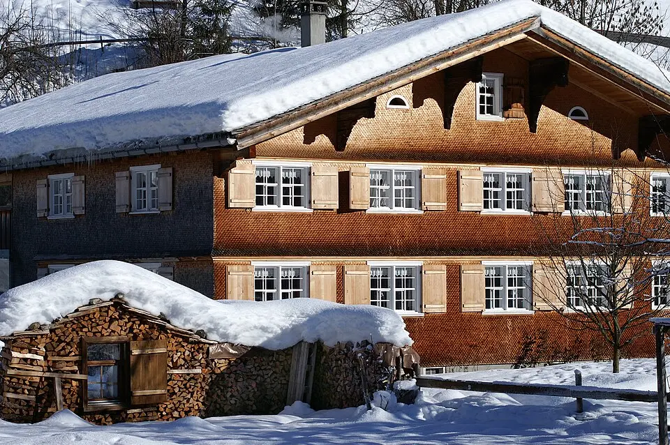 Bauernhaus, Bienenhaus