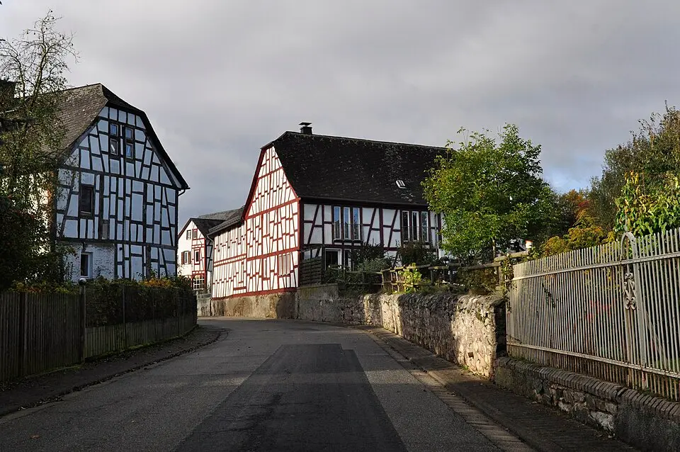 Bild: Defisch · CC BY-SA 3.0 Ebertshausen