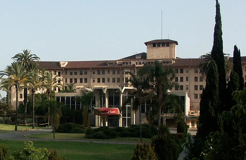 Image: The original uploader was Subsven at English Wikipedia. · Public domain Ambassador Hotel