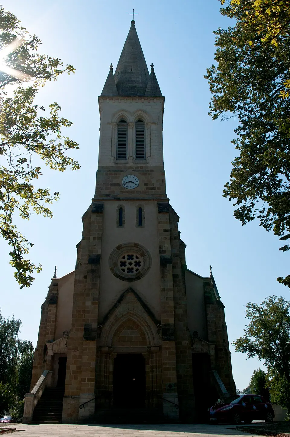 Église Saint-Vincent-diacre, Ustaritz