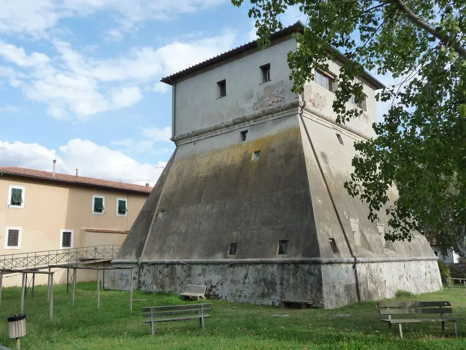 Torre di Vada