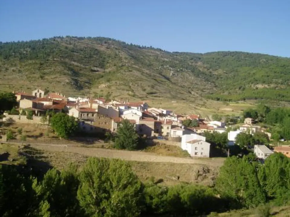 Slika: Adrián · Public domain Valdemeca