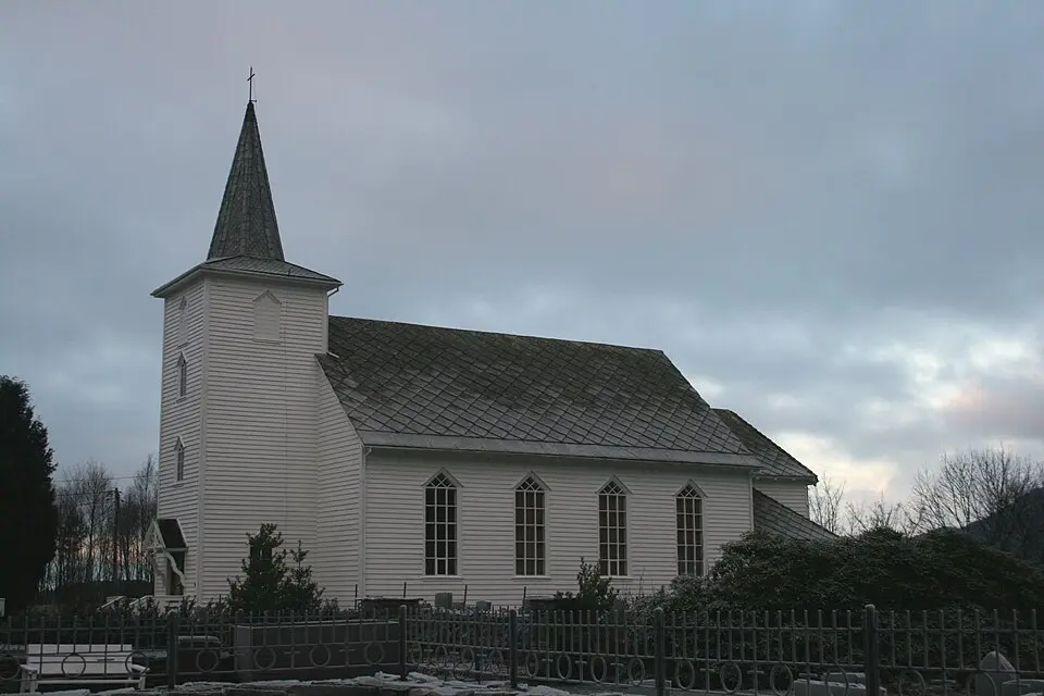 Valestrand kirke