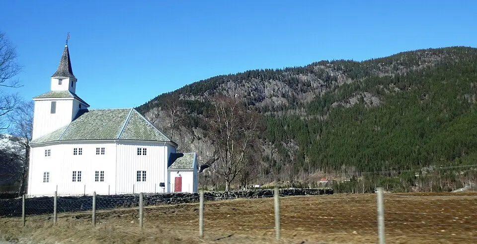 Hylestad kirke