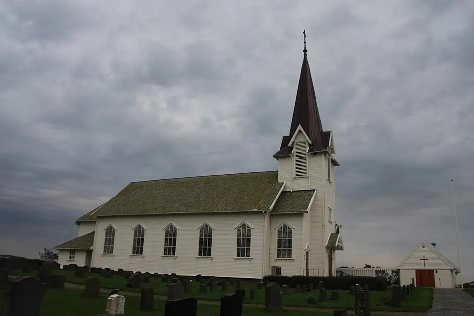 Varhaug kirke