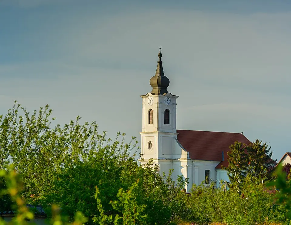 Immagine: Bazsi888 · CC BY-SA 4.0 Balatonfőkajár