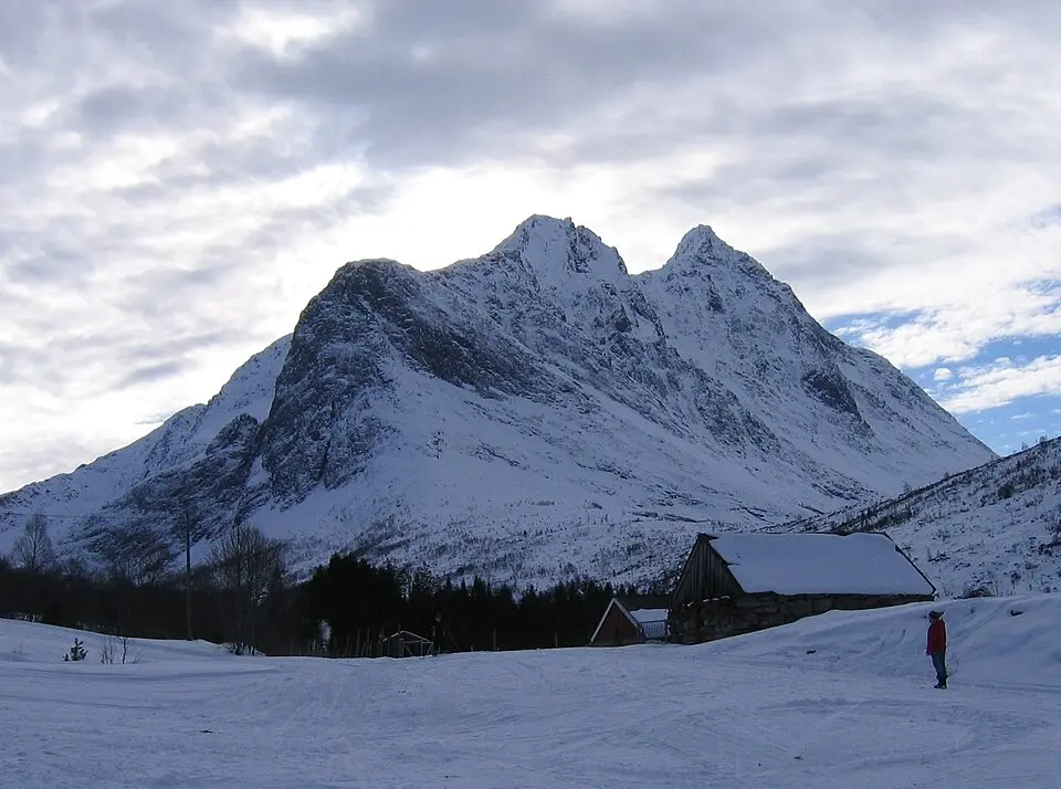 Vassdalstinden