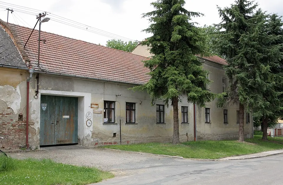 zámek Vážany nad Litavou