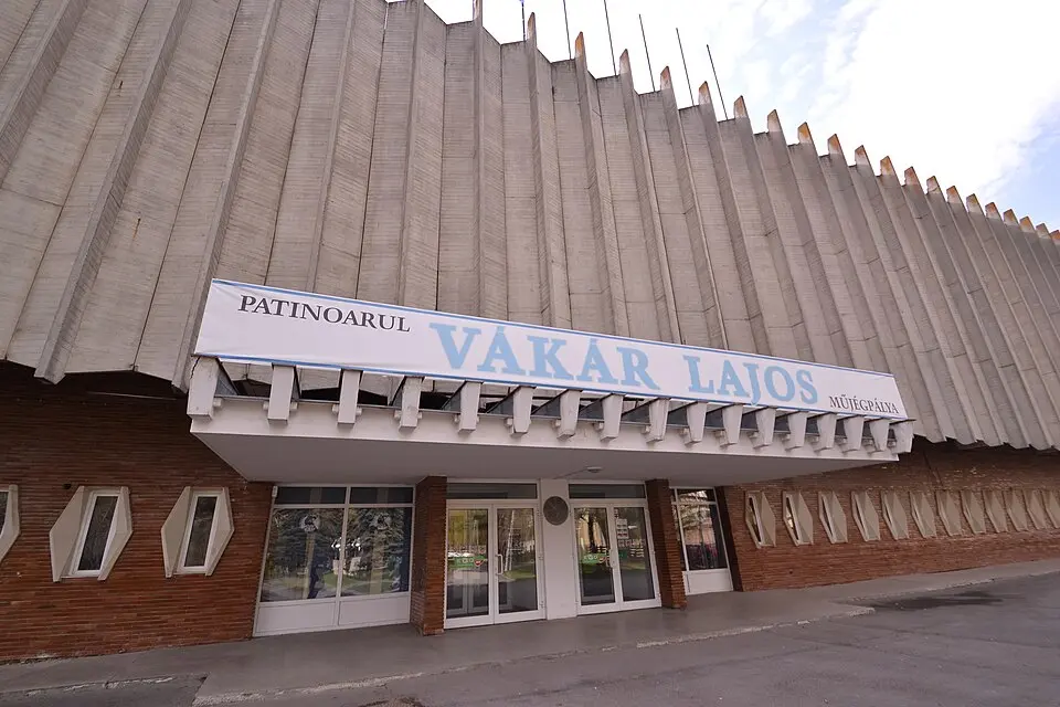 Patinoarul Lajos Vákár