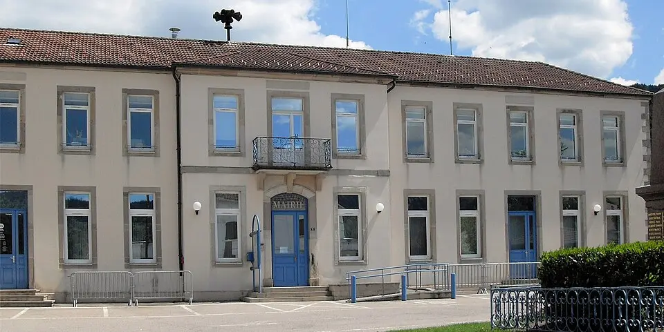 Obrázok: Rauenstein · CC BY-SA 3.0 Vecoux