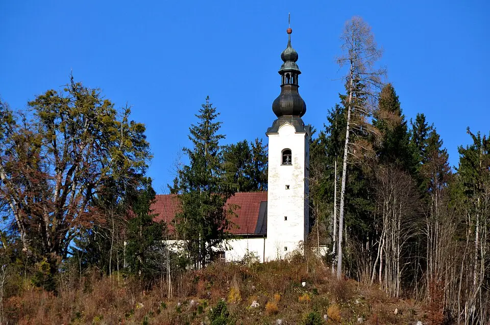 Kath. Filialkirche hl. Maria am Humiz