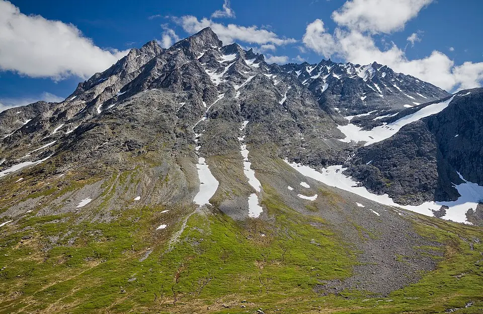 Venjetindan