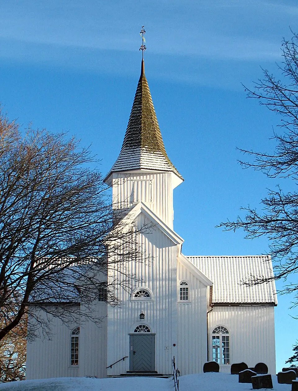 Øvrebø kirke