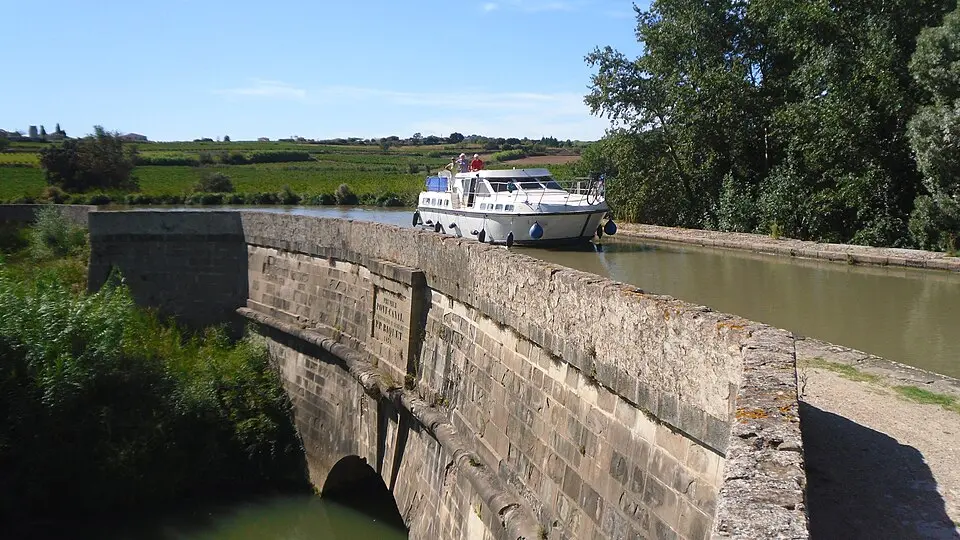 Image: ArnoLagrange · CC BY-SA 3.0 Ventenac-en-Minervois