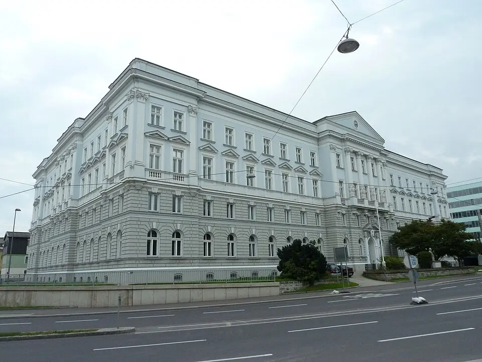 Verwaltungs- und Direktionsgebäude der ÖBB