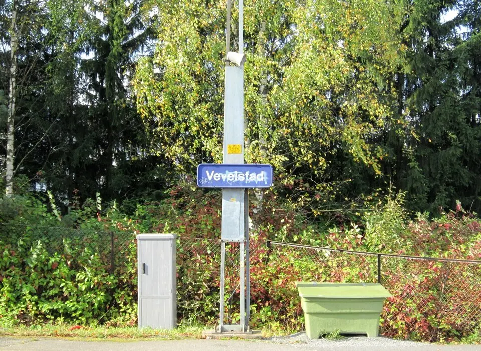 Vevelstad holdeplass