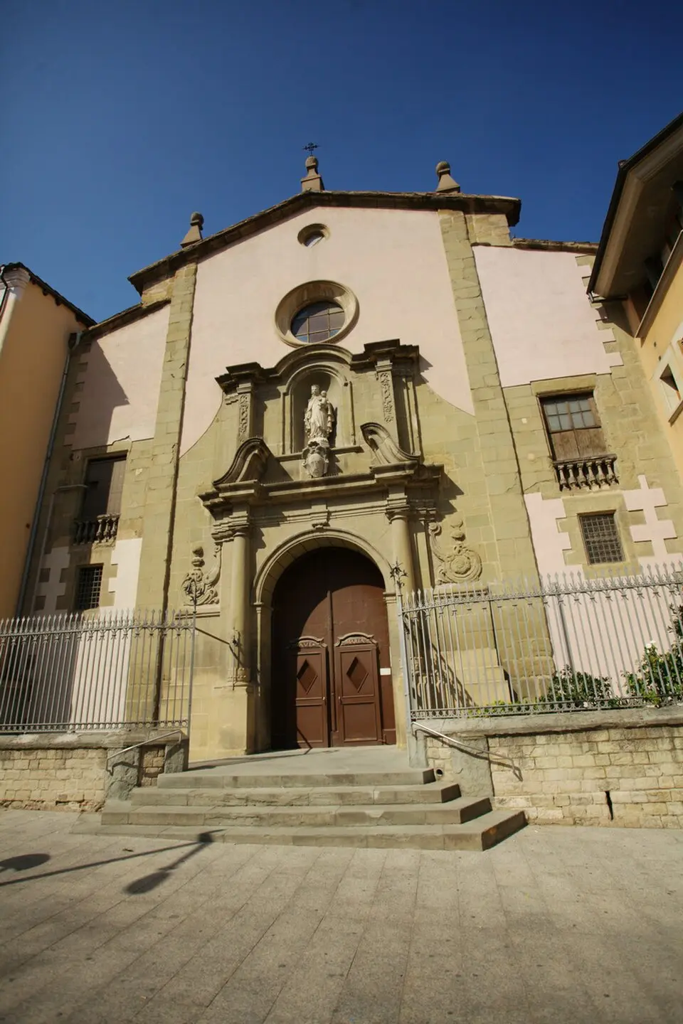 Pfarrkirche und Kloster Unserer Lieben Frau vom Berge Karmel