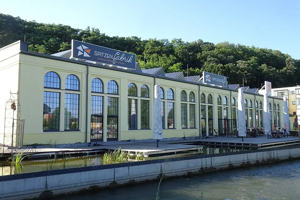 Spitzenfabrik