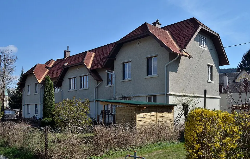 Bild: Herzi Pinki · CC BY-SA 3.0 Arbeitersiedlung Vierhaus
