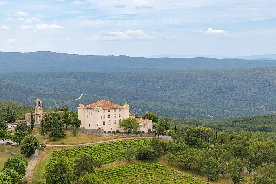 Obrázok: dronepicr · CC BY 2.0 Château d'Aiguines