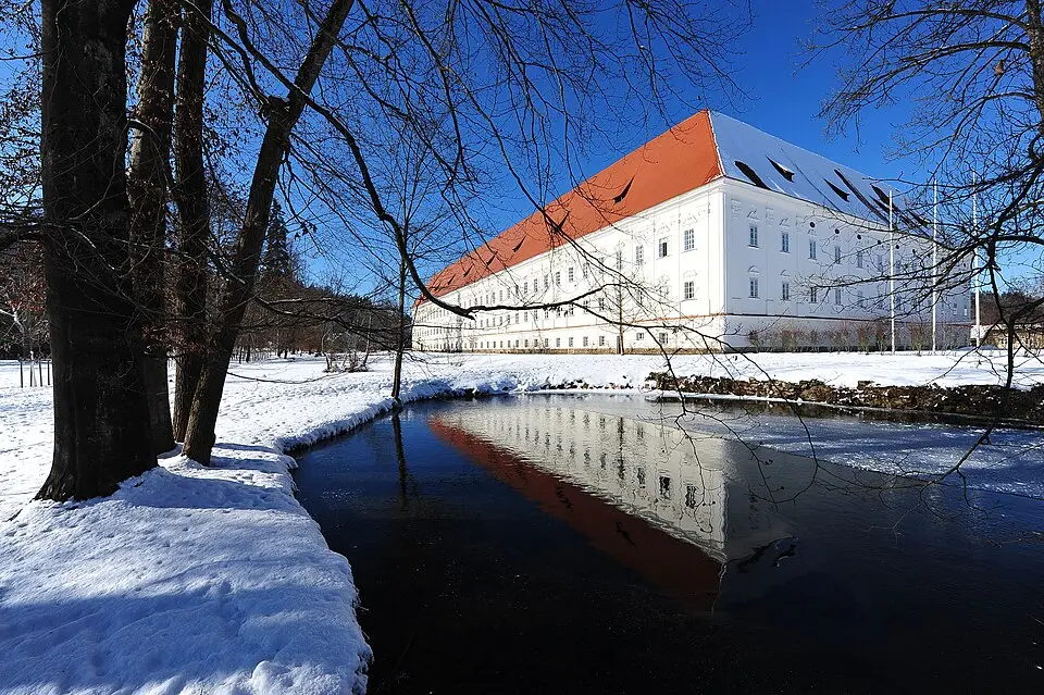 Gymnasium, ehem. Zisterzienserstift