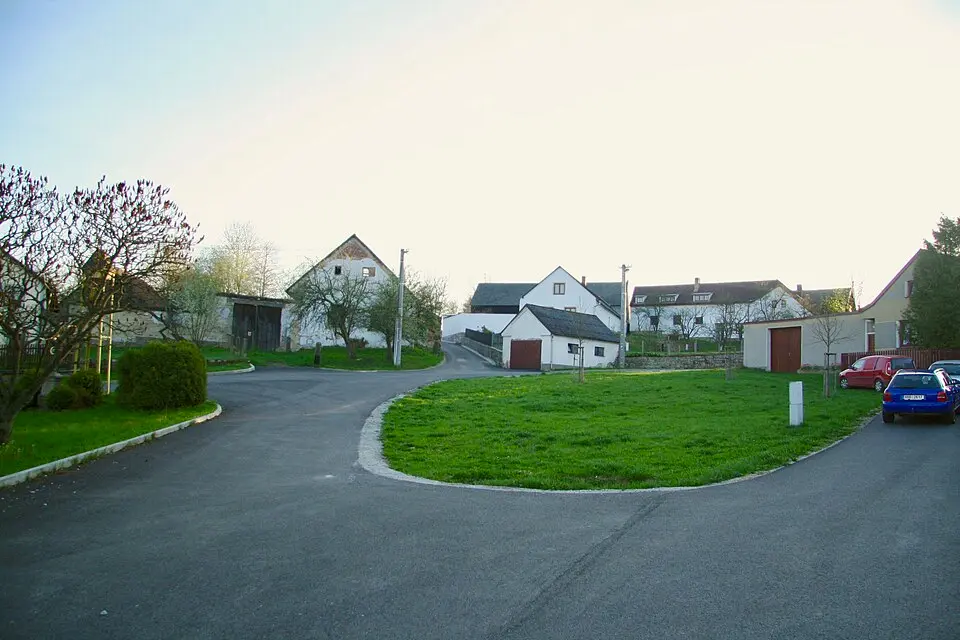 Horní Dvorce