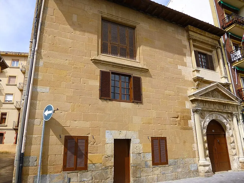Casa Motza