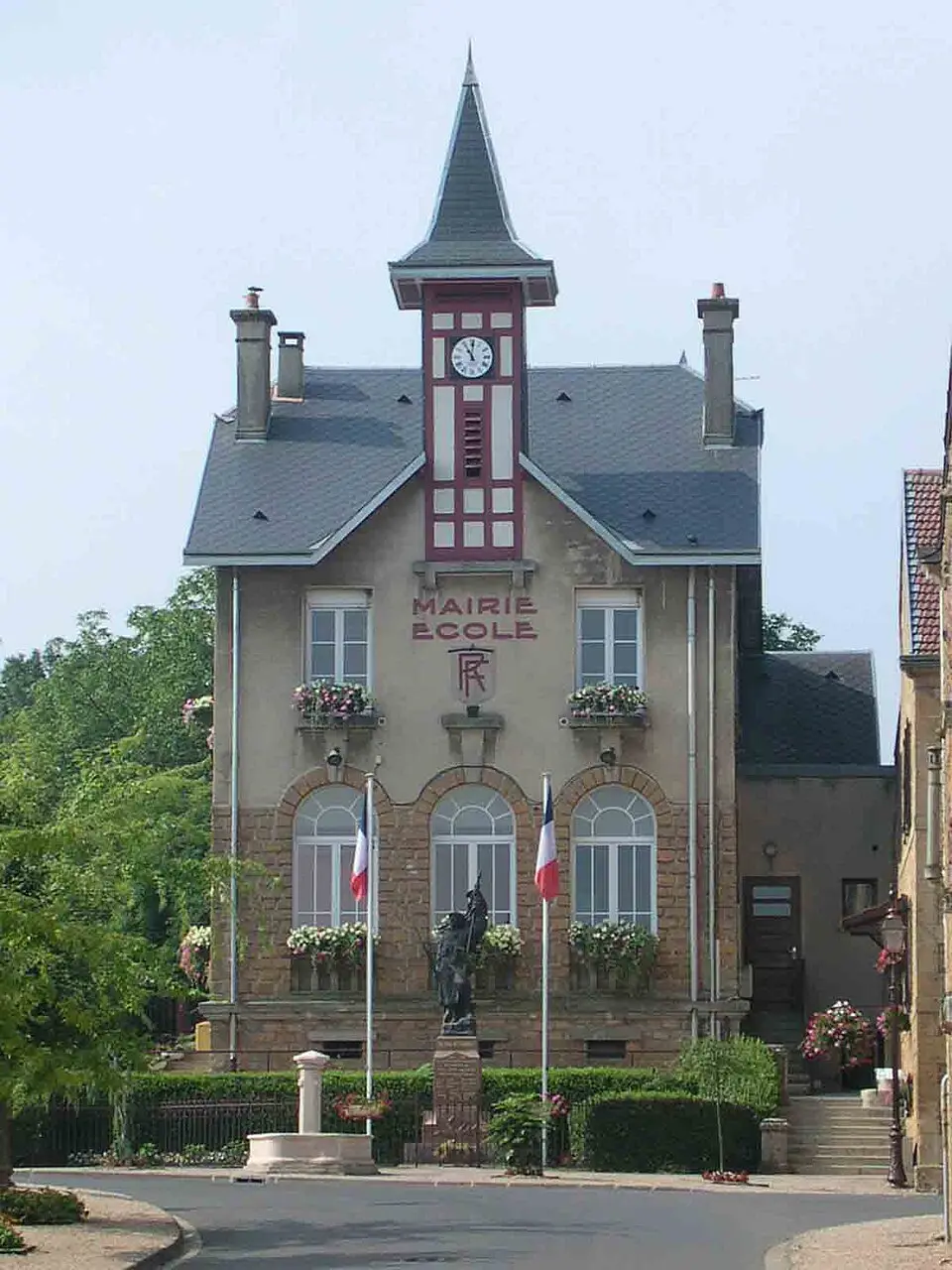 Image: The original uploader was GALLOTYvon at French Wikipedia. · CC BY-SA 2.5 Villers-sur-Bar