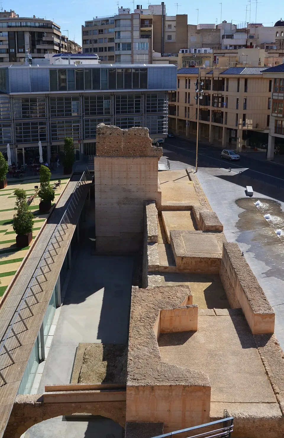 Muralla y torres de Elche