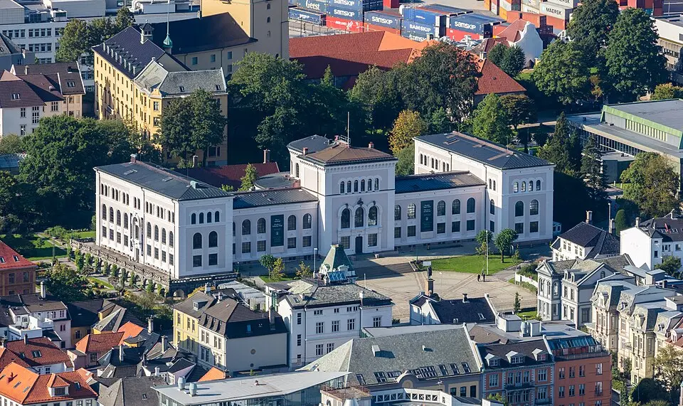 Univerzitetni muzej v Bergnu