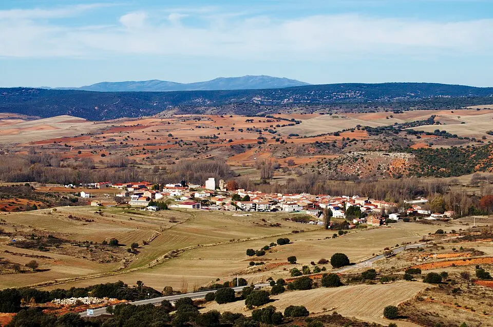 Image: By user Malaya at Panoramio. · CC BY 3.0 Mandayona