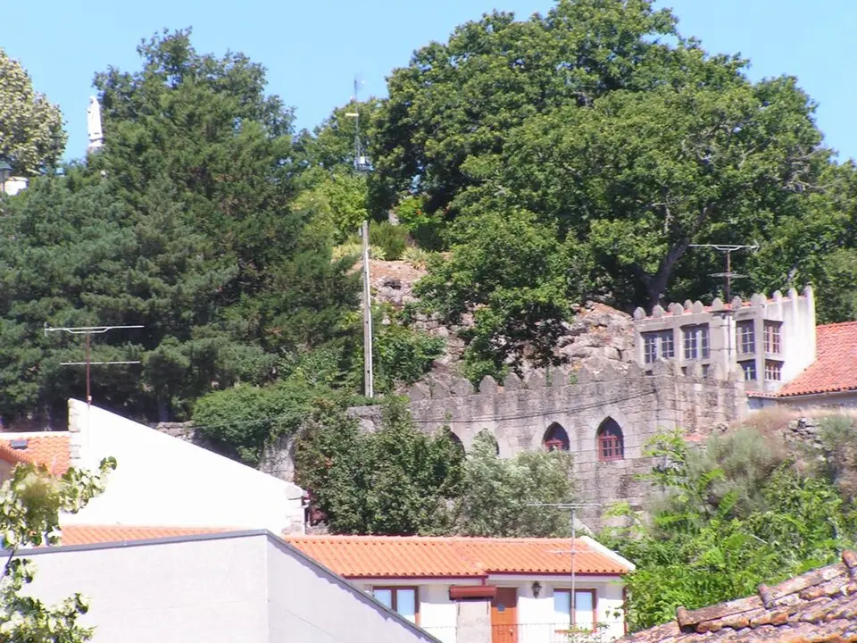 Obrázek: Luís Sequeira from Estoril, Portugal · CC BY 2.0 Castelo de Sernancelhe