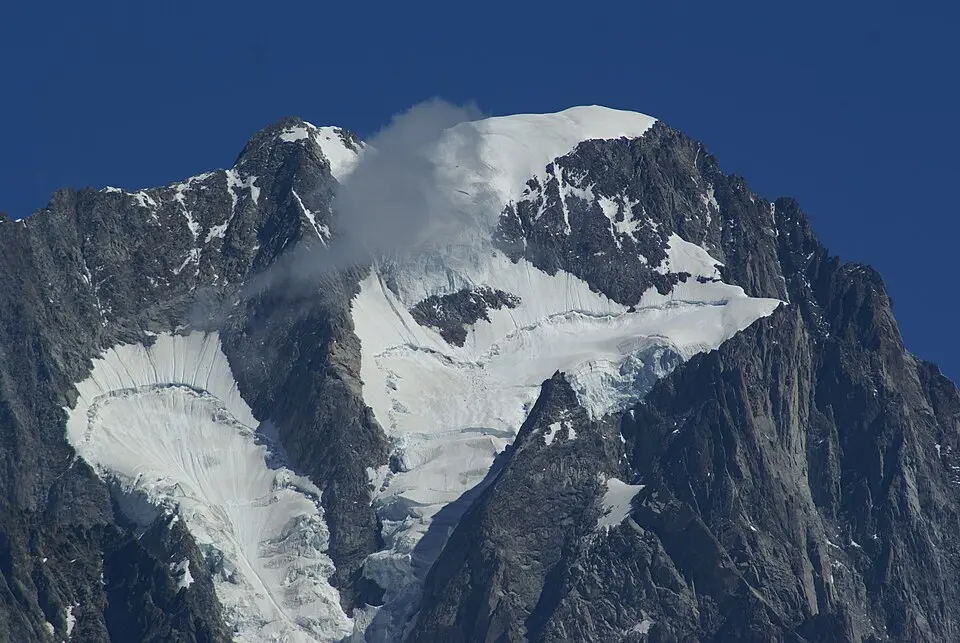 pointe Walker