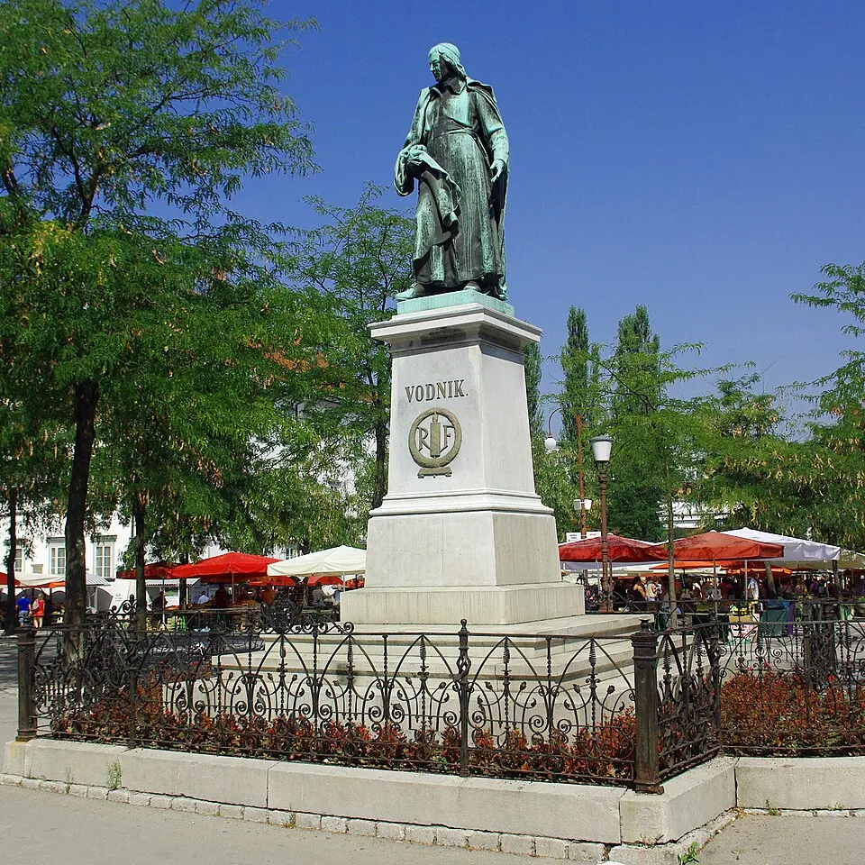 Image: Matijap · CC BY-SA 3.0 Vodnik Monument