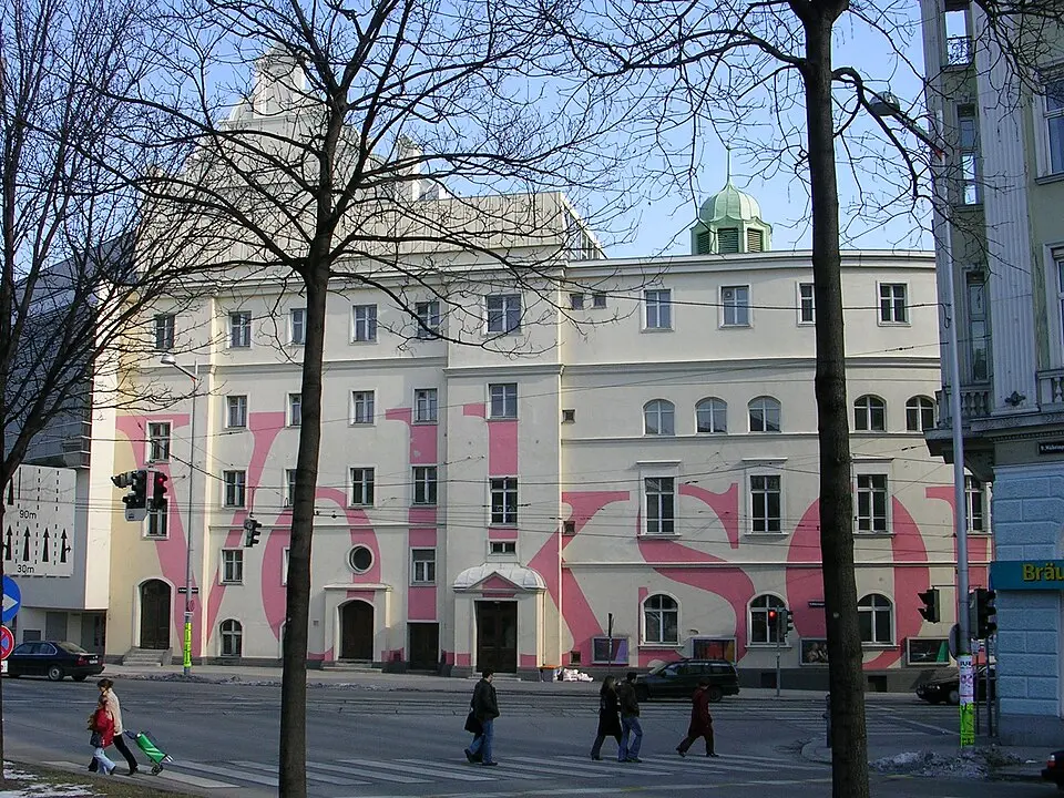 Nahral: Geiserich77 · CC BY-SA 3.0 Volksoper Wien