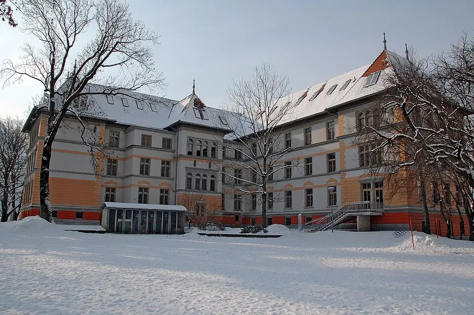 Volksschule Mitte und Musikschule
