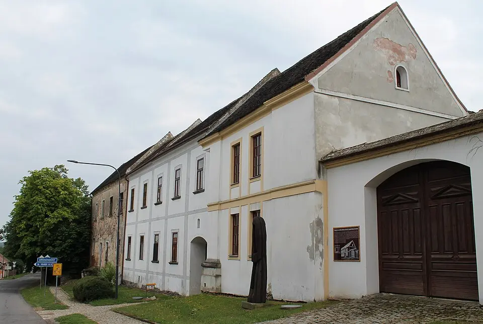 Klášter bosých augustiniánů