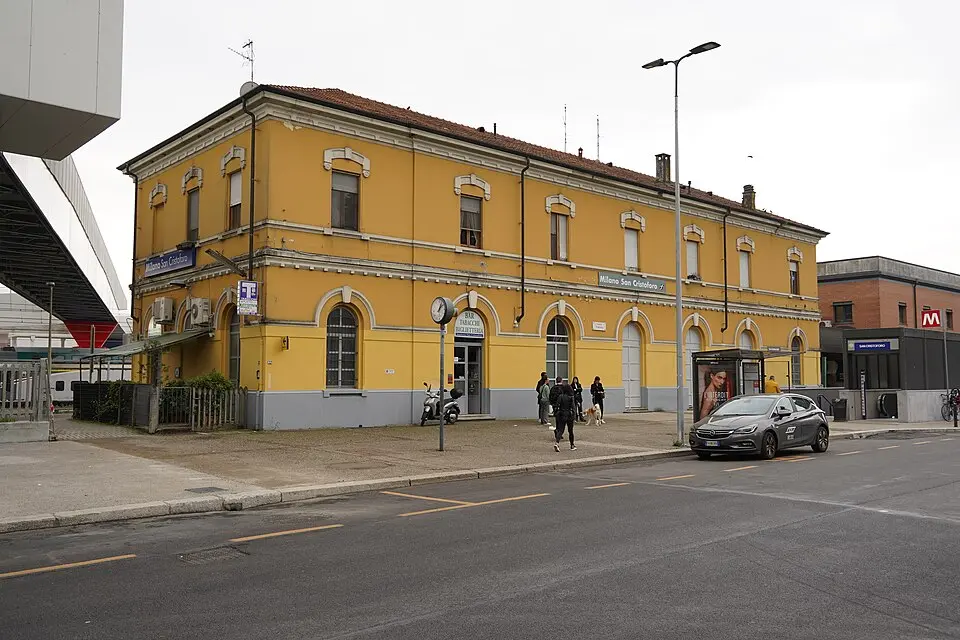 Milano San Cristoforo railway station