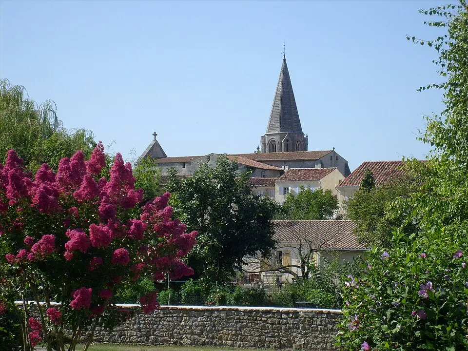 Image: Cobber17 · CC BY 3.0 Gémozac