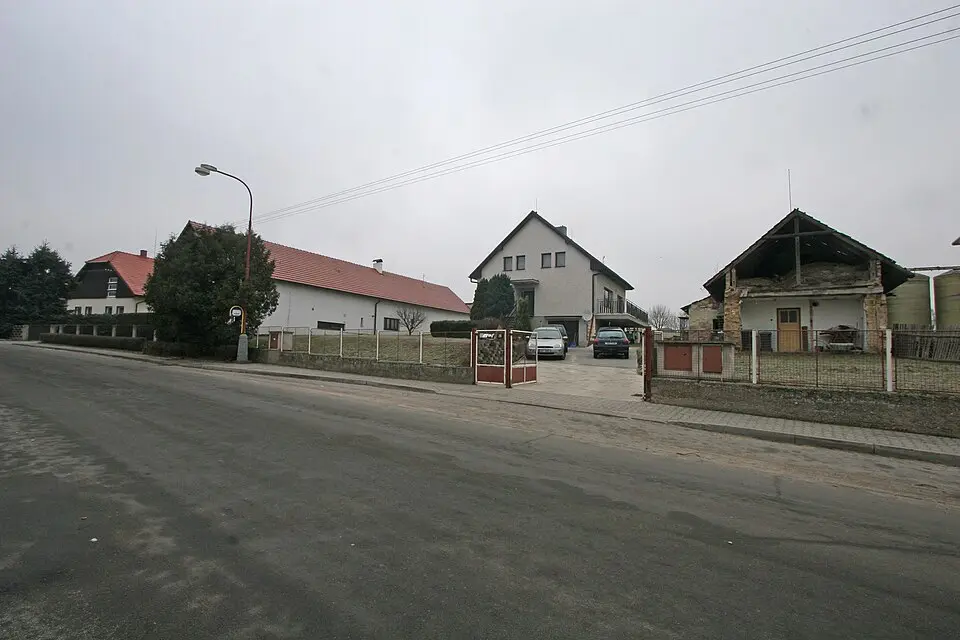 Immagine: Petr1888 · CC BY-SA 3.0 Vyšehněvice