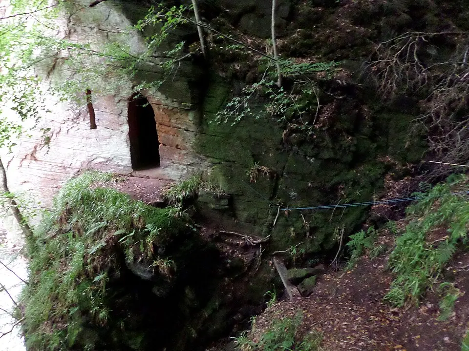 Wallace's Cave